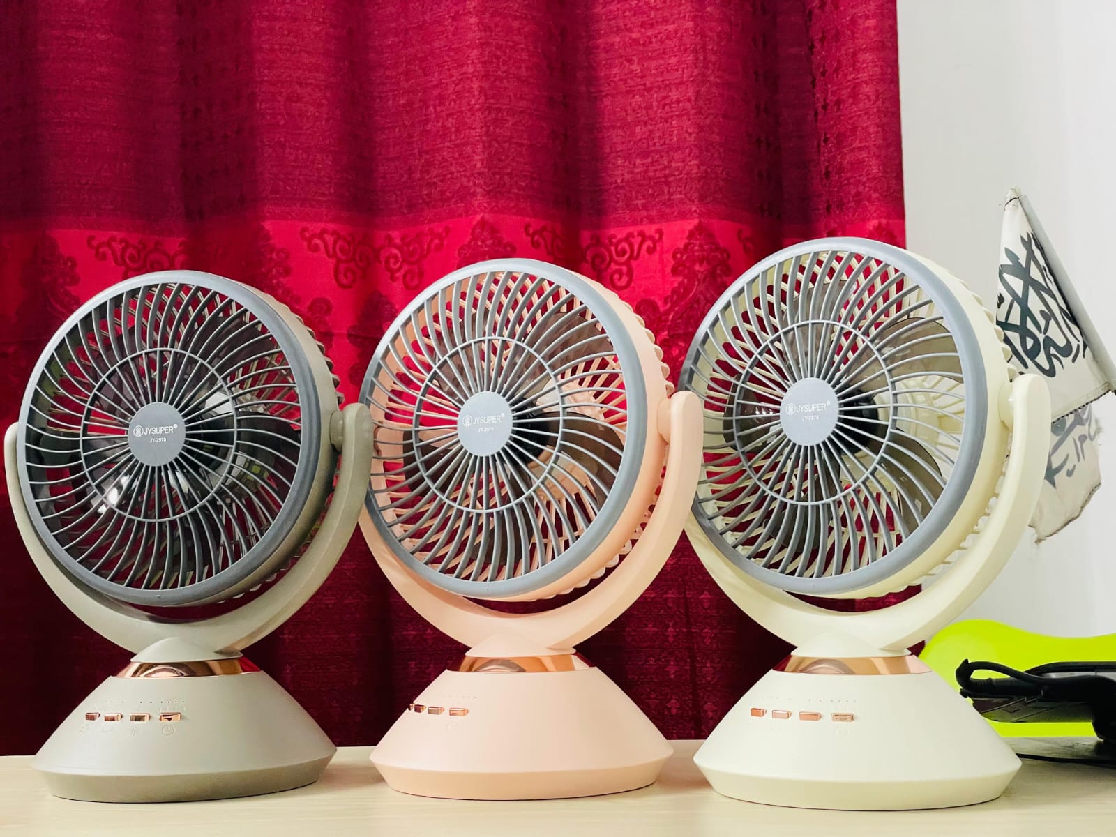 Joysuper JY-2570 USB Rechargeable Table Fan